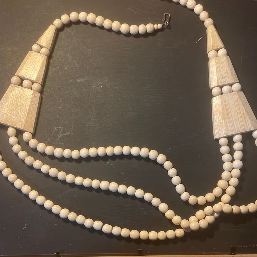 Elegant Wooden Beaded Necklace